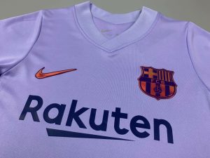 Barcelona 2021/22 Away Kids Kit - Image 5
